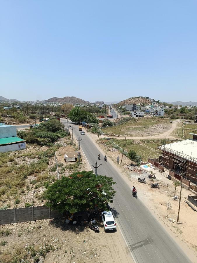 Hotel Laakhan By Ghumo Udaipur Exterior photo